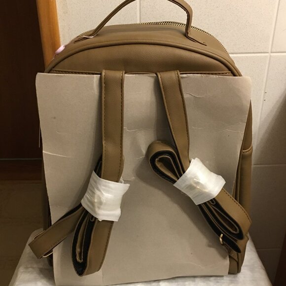NWT!!! ELLO Quilted vegan leather backpack in Taupe